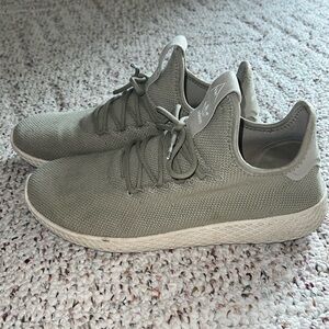 adidas Pharrell x Tennis Hu